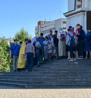 Omsk: Zum Sonntagsgebet &ndash; &copy; Magda-Viola Hanke (Eberhardt TRAVEL)