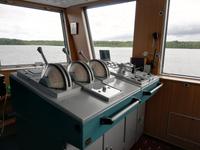 Schiff Nikolaj Tschernyschewskij, Besichtigung der Kapitänsbrücke &ndash; &copy; Gisela Gerlach (Eberhardt TRAVEL)