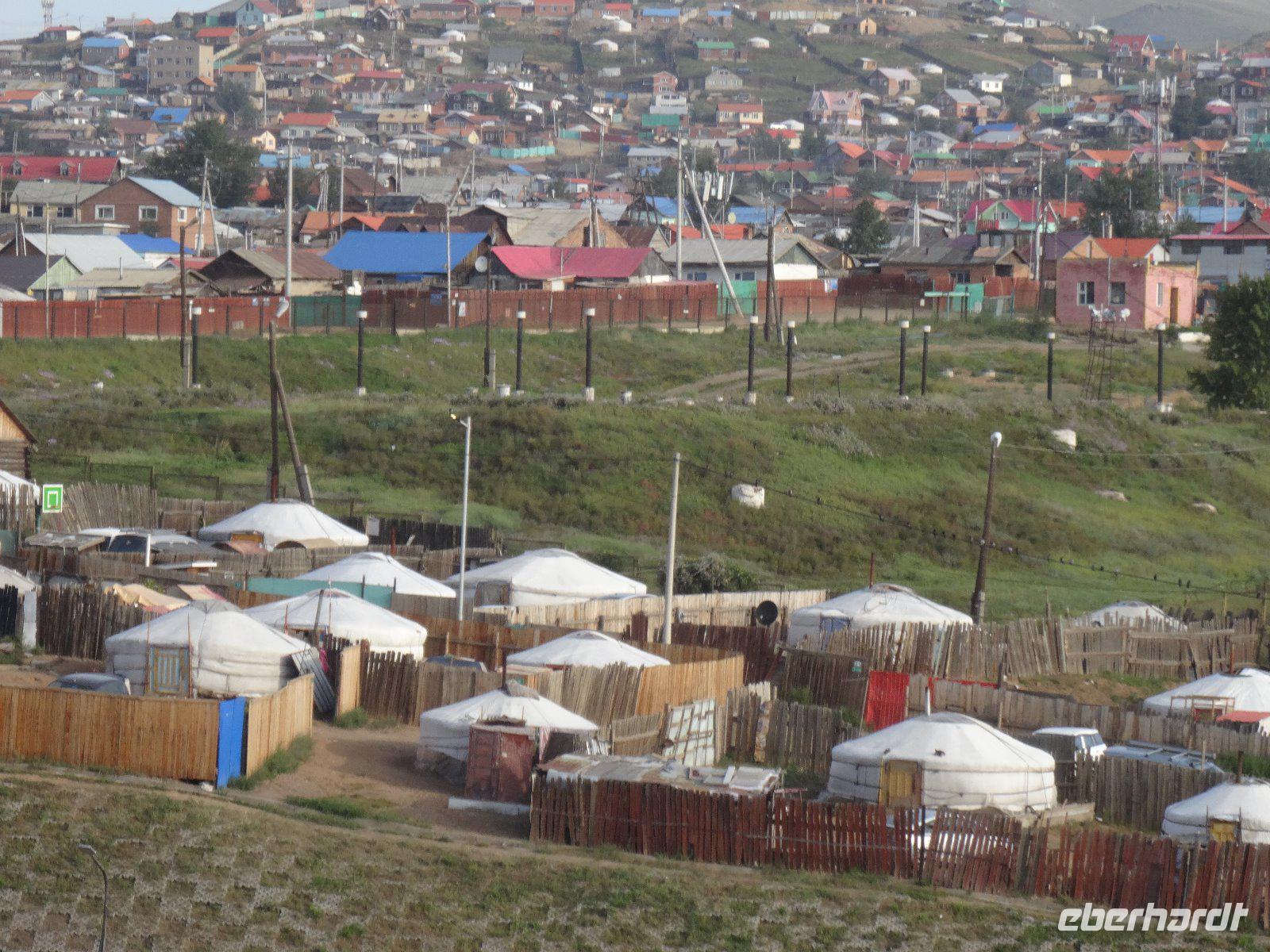 Jurten inmitten der Hauptstadt Ulan-Bataar &ndash; &copy; Elke Knappe (Eberhardt TRAVEL)