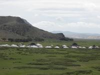 Ein Jurtencamp &ndash; &copy; Elke Knappe (Eberhardt TRAVEL)