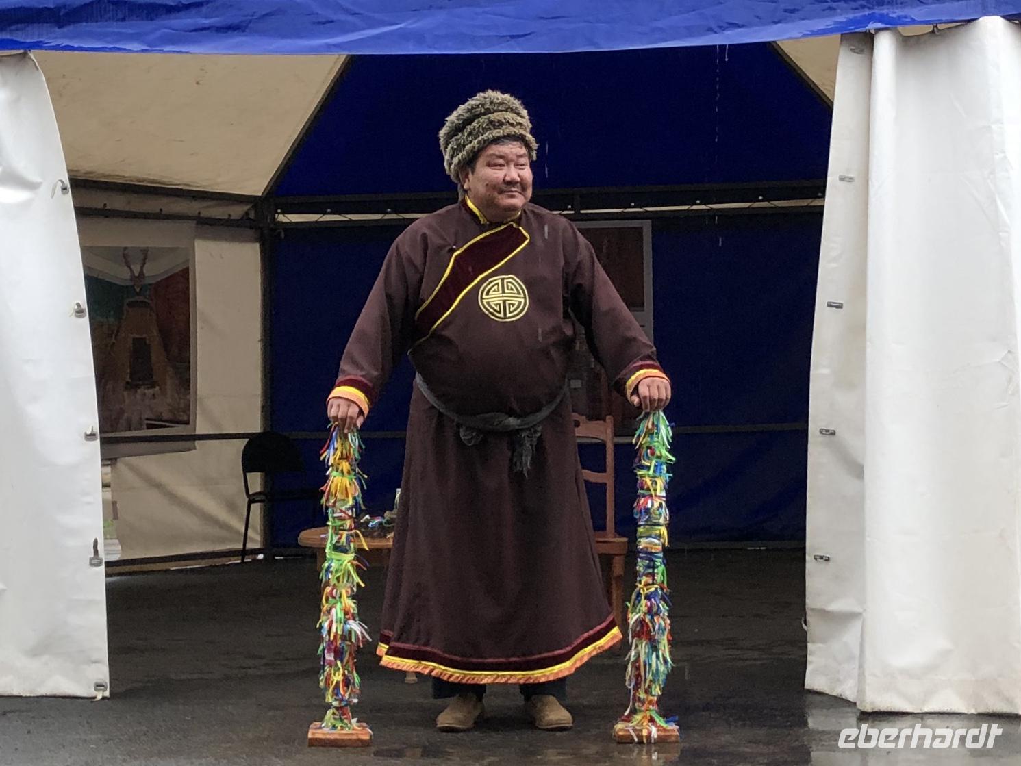 Schamane Ust Orda &ndash; &copy; Sabine Letzybyll (Eberhardt TRAVEL)