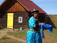 Ulan-Ude: Ausflug in ein burjatisches Dorf: Gastgeberin &ndash; &copy; Inge Bily (Eberhardt TRAVEL)