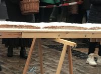 Rosinenstollen von der Bäckerei Schneider - Erlös wird gespendet! &ndash; &copy; Renate Schuster (Eberhardt TRAVEL)