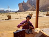 Dadan - Jabal Ikmah (Werkstatt - Reiseleiter Mohamed) &ndash; &copy; Katrin Deutschbein (Eberhardt TRAVEL)