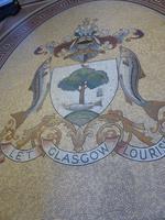Glasgow - Wappen im Rathaus aus Mosaik &ndash; &copy; Claudia Bernhardt (Eberhardt TRAVEL)