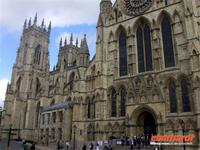 Das Münster von Vork &ndash; &copy; Peter Rudolph (Eberhardt TRAVEL)