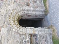 Iona: romanisches Zackenfries am Eingang der Friedhofskapelle