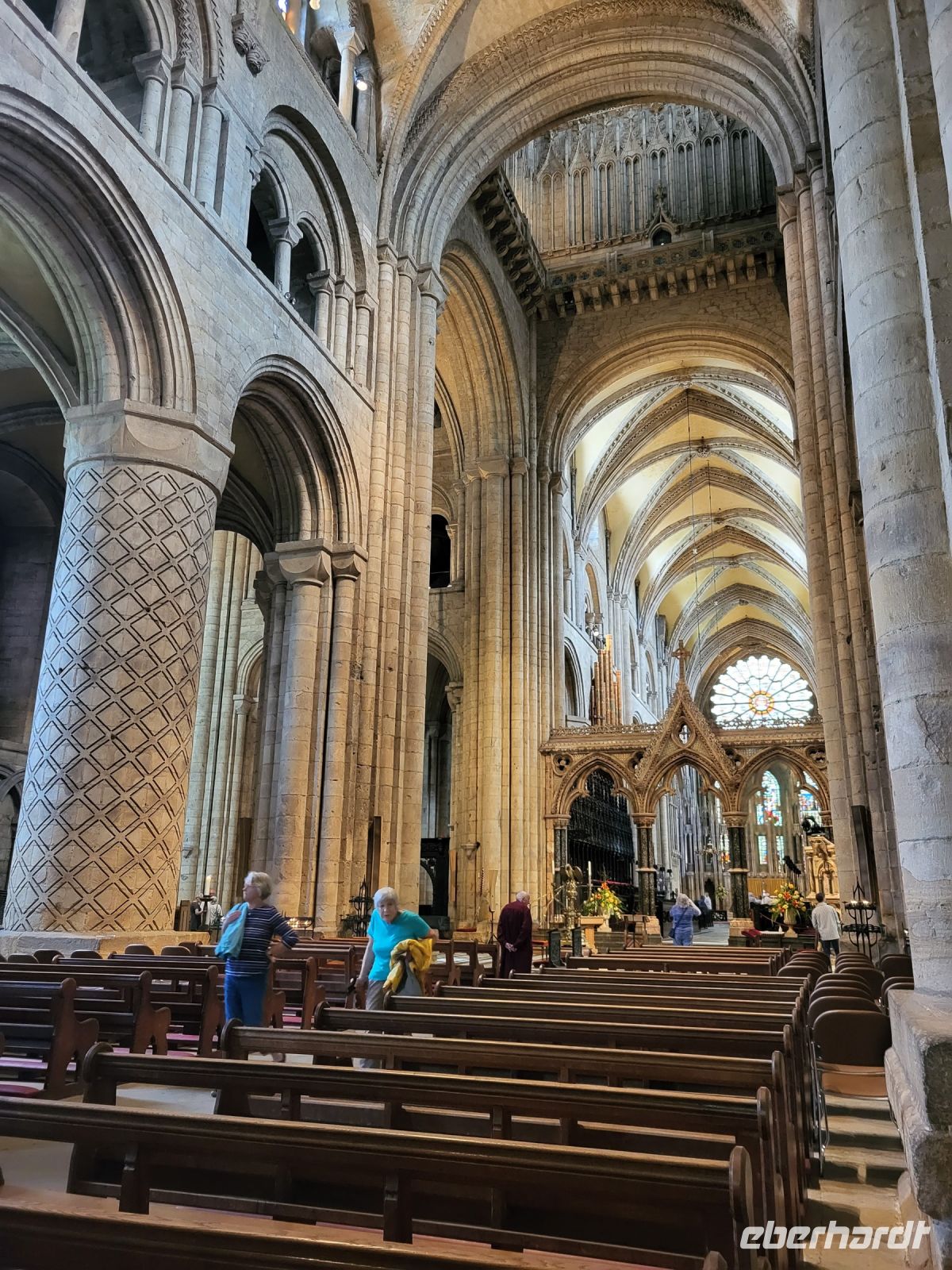 009 – England. Durham Kathedrale &ndash; &copy; Vivien Fiedler (Eberhardt TRAVEL)