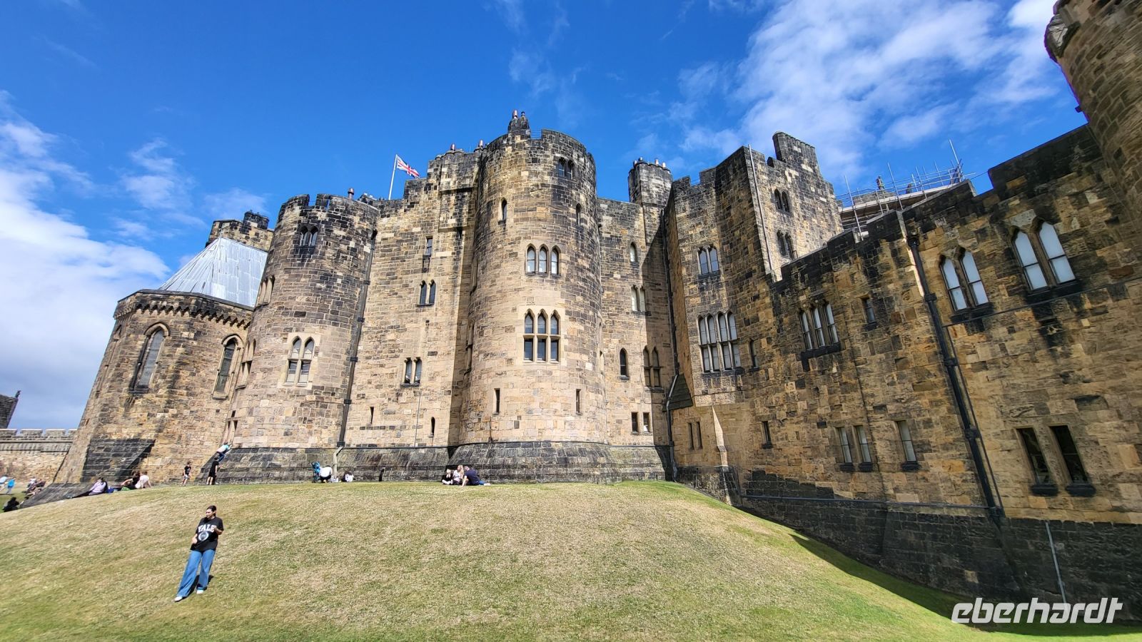 110 – England, Alnwick Castle &ndash; &copy; Vivien Fiedler (Eberhardt TRAVEL)