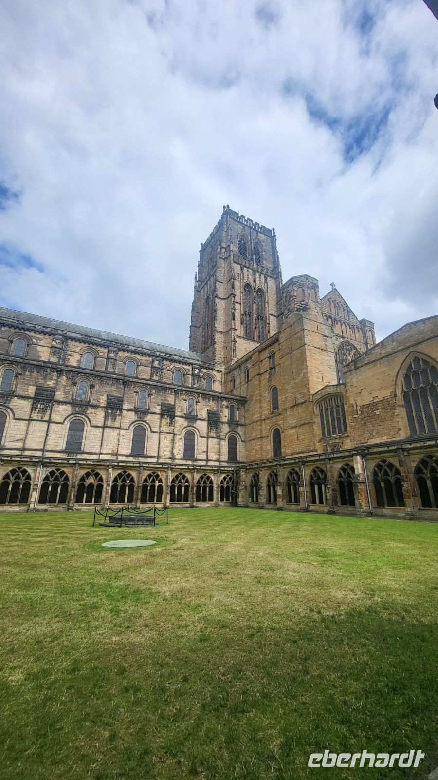 03 – Durham Kathedrale &ndash; &copy; Vivien Fiedler (Eberhardt TRAVEL)
