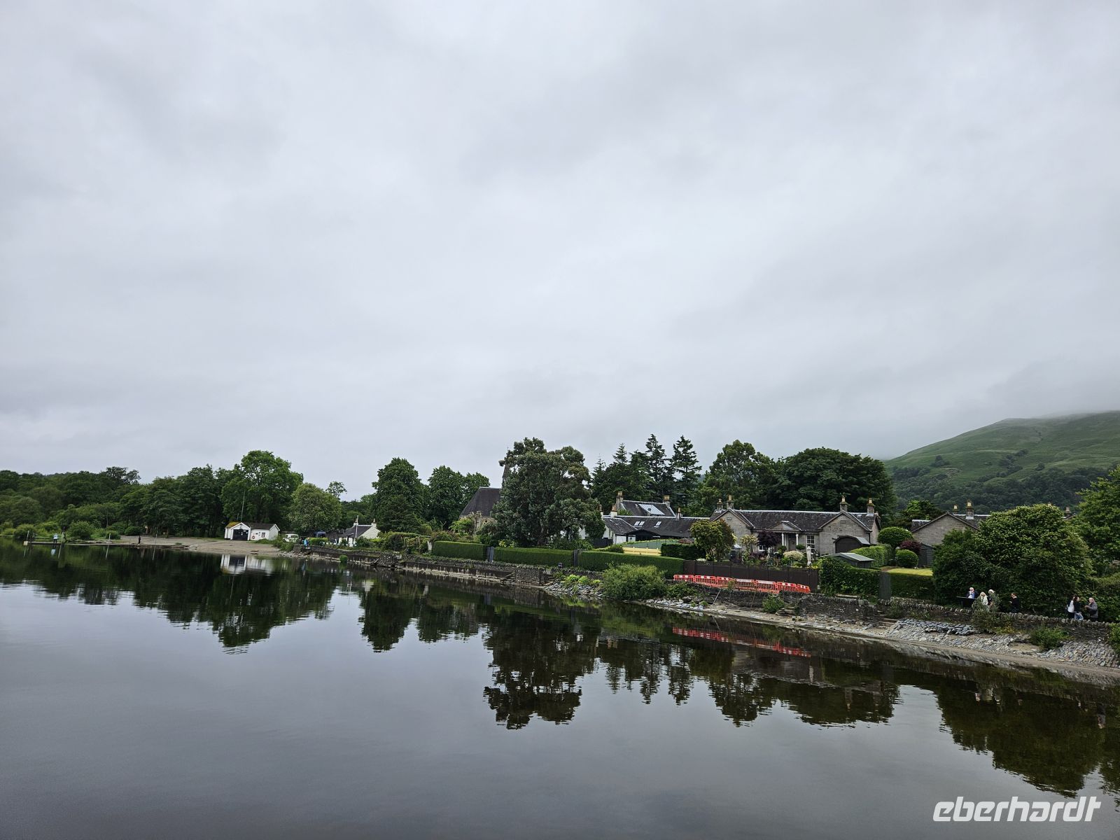 Loch Lomond und Blick auf Luss &ndash; &copy; Kathrin Becker (Eberhardt TRAVEL)