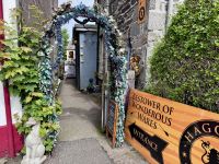4. Reisetag – Rundfahrt durch die westlichen Highlands – Harry-Potter-Laden in Mallaig &ndash; &copy; Andreas Wolfsteller (Eberhardt TRAVEL)
