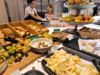 Dinnerbuffet auf der King Seaways &ndash; &copy; Heike Jack (Eberhardt TRAVEL)