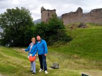 Dream Team im Urquhart Castle &ndash; &copy; Heike Jack (Eberhardt TRAVEL)
