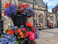 Durham Blumen am Markt &ndash; &copy; Heike Jack (Eberhardt TRAVEL)