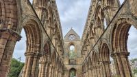 Jedburgh Abbey &ndash; &copy; Sinah Witzig (Eberhardt TRAVEL)