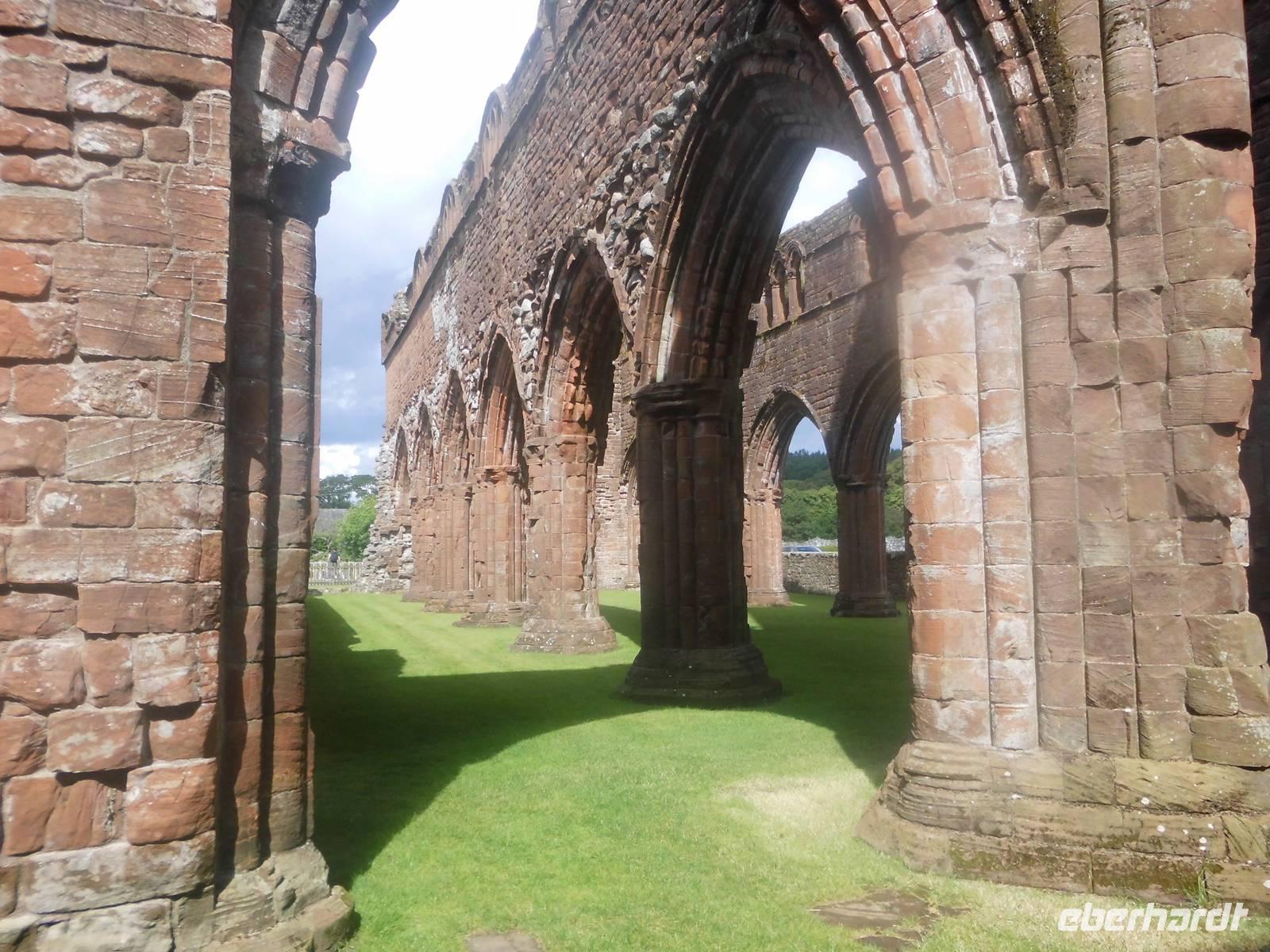 Sweetheart Abbey &ndash; &copy; Michael Krause (Eberhardt TRAVEL)