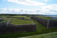 Gräben von Fort George &ndash; &copy; Andreas Böcker (Eberhardt TRAVEL)