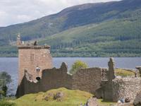 Urquhart Castle &ndash; &copy; Barbara Pflicke (Eberhardt TRAVEL)