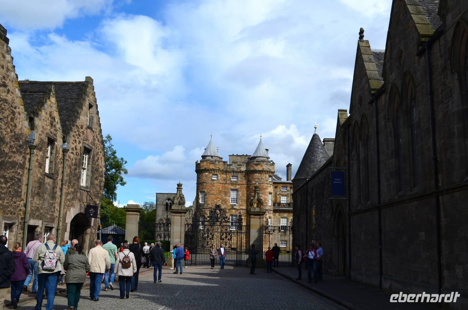 0013 Edinburgh, Holyrood Palace &ndash; &copy; Konrad Füssel (Eberhardt TRAVEL)