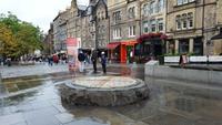 Edinburgh Grassmarket &ndash; &copy; Marlies Thrum (Eberhardt TRAVEL)