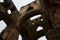 182 Jedburgh Abbey &ndash; &copy; Konrad Füssel (Eberhardt TRAVEL)