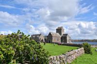 053 Isle of Iona, Iona Abbey &ndash; &copy; Konrad Füssel (Eberhardt TRAVEL)