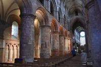 298 Okneys, Kirkwall, St Magnus Cathedral &ndash; &copy; Konrad Füssel (Eberhardt TRAVEL)