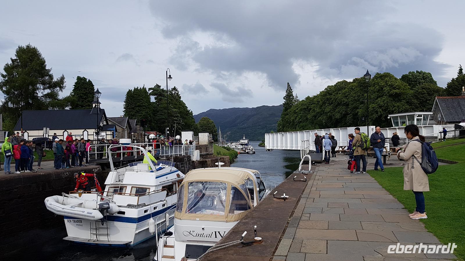 Schleusentreppe Fort Augustus 20180815 180602 &ndash; &copy; Marlies Thrum (Eberhardt TRAVEL)