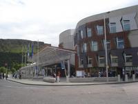 Edinburgh - Parlament &ndash; &copy; Claudia Bernhardt (Eberhardt TRAVEL)