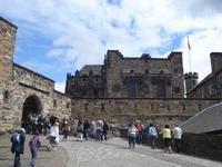 Edinburgh Castle Zugang &ndash; &copy; Claudia Bernhardt (Eberhardt TRAVEL)