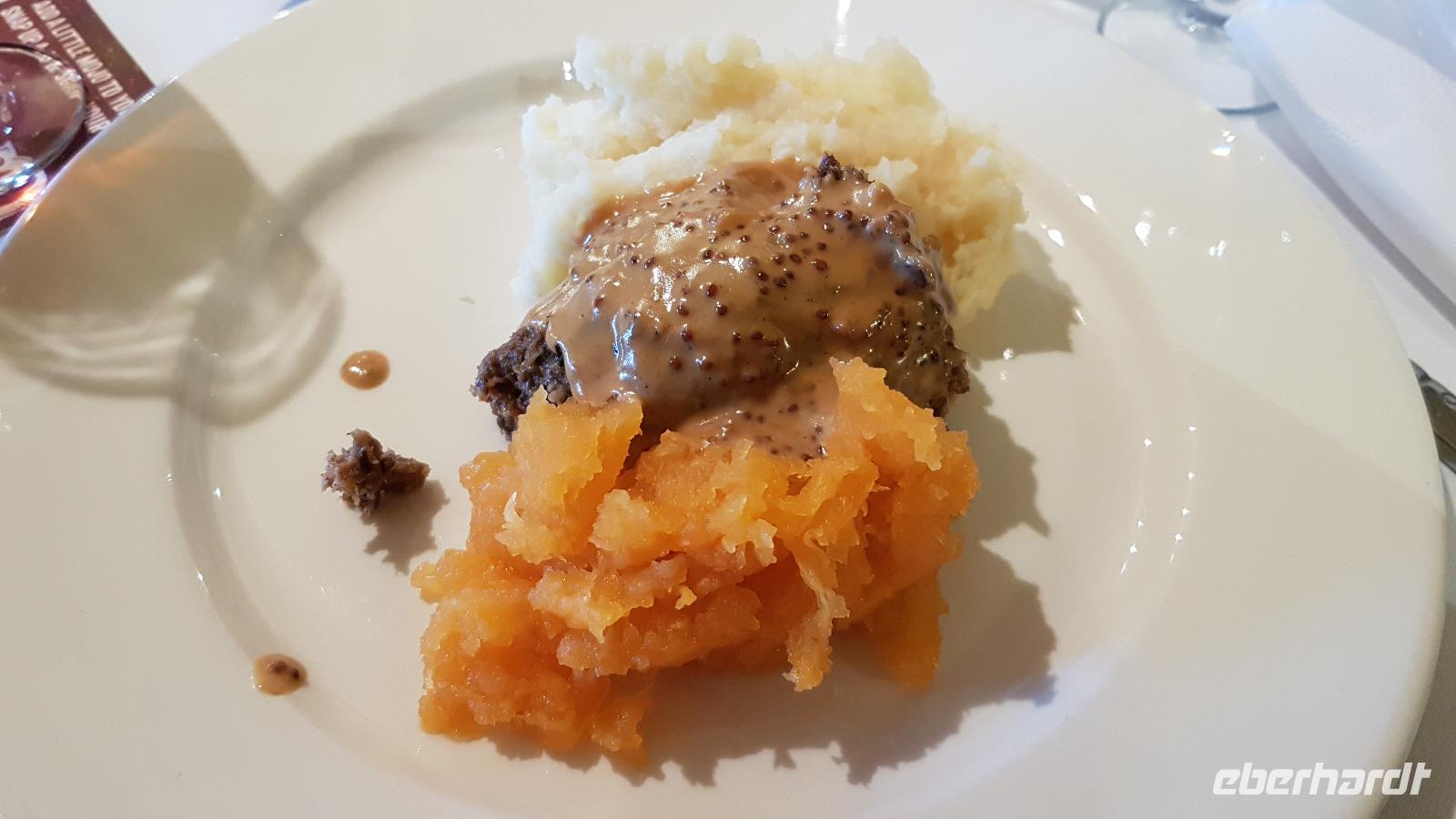 Haggis &ndash; &copy; Marlies Thrum (Eberhardt TRAVEL)