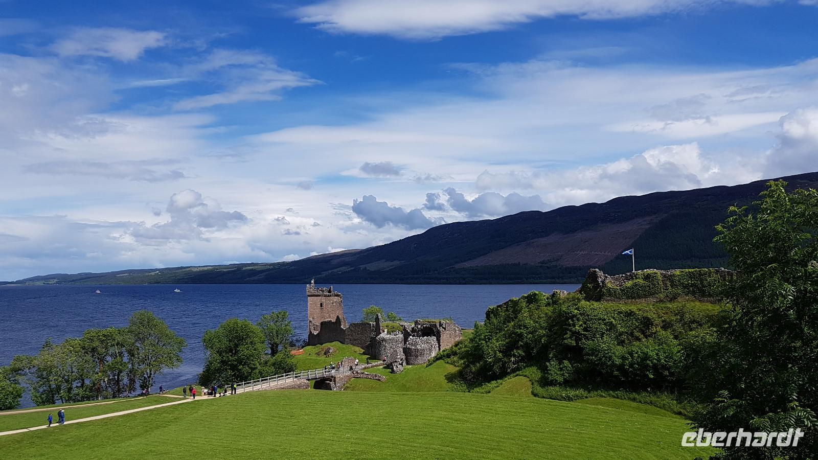 Urquhardt Castle &ndash; &copy; Marlies Thrum (Eberhardt TRAVEL)