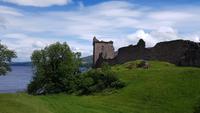 Urquhardt Castle &ndash; &copy; Marlies Thrum (Eberhardt TRAVEL)