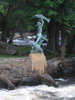 Das Lachsmädchen in Mörrum &ndash; &copy; Norbert Binder (Eberhardt TRAVEL)