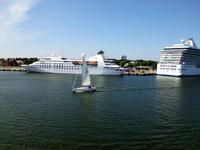 Auslaufen Rostocker Hafen &ndash; &copy; Angelika Werner (Eberhardt TRAVEL)