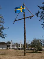 Insel Öland Maibaum &ndash; &copy; Ingrid Langer (Eberhardt TRAVEL)