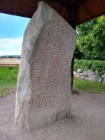 Runenstein in Rök &ndash; &copy; Olga Romano (Eberhardt TRAVEL)