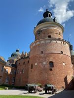 Zwei mächtige Wächter &ndash; &copy; Gerold Achim Adamietz (Eberhardt TRAVEL)