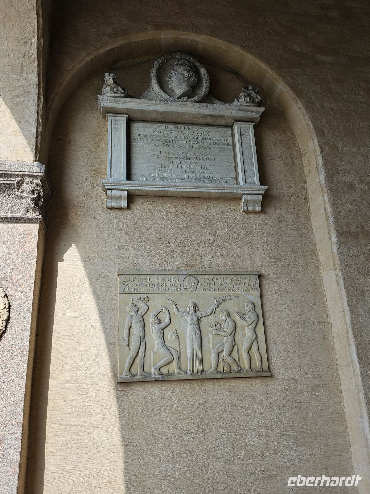 Nobel-Tafel  &ndash; &copy; Mariele Legler (Eberhardt TRAVEL)