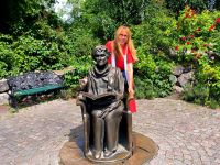 Stockholm. Heike und ihr Idol Astrid Lindgren &ndash; &copy; Heike Jack (Eberhardt TRAVEL)