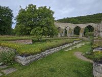 2026_Radreise_Schweden: Klosterruine Alvastra &ndash; &copy; Dieter Braune (Eberhardt TRAVEL)