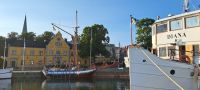 Diana legt in Motala an &ndash; &copy; Sylvia Führ (Eberhardt TRAVEL)