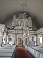 Kirch bei Rök &ndash; &copy; Peter Walther (Eberhardt TRAVEL)