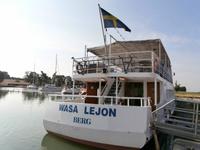 Berg-Götakanal-unser Schiff &ndash; &copy; Ingrid Langer (Eberhardt TRAVEL)
