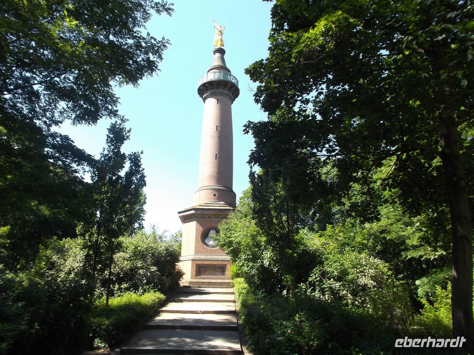 Denkmal Hakenfelde &ndash; &copy; Michael Krause (Eberhardt TRAVEL)