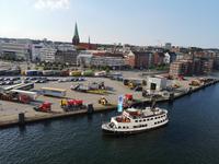 1102 Das 212m lange Schiff hat Göteborg erreicht &ndash; &copy; Armin Harsdorff (Eberhardt TRAVEL)