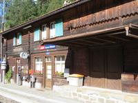 Fahrt mit dem Nostalgie-Zug von Davos nach Filisur &ndash; &copy; Annette Weise (Eberhardt TRAVEL)