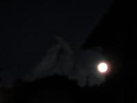 Zermatt - Matterhorn der Mond dominiert noch am frühen Morgen &ndash; &copy; Annette Weise (Eberhardt TRAVEL)