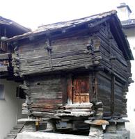 Alter Speicher in Zermatt &ndash; &copy; Peter Rudolph (Eberhardt TRAVEL)